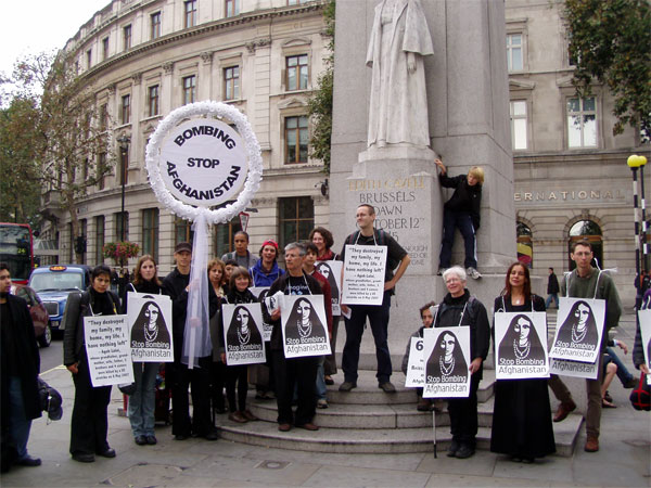 walk ends at edith cavell statue