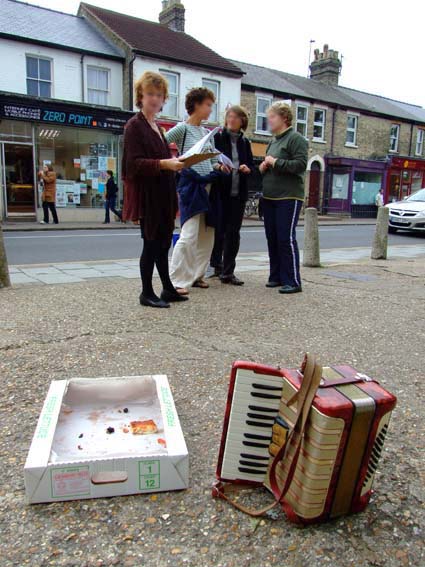Squeeze Box vs Pizza Box!