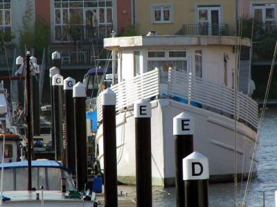 Shalom Family Houseboat Picton A Decent Safe and Satisfactory Family Home