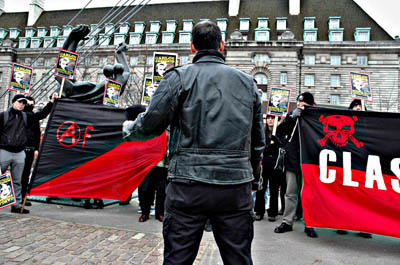 (c) Marc Vallée, 2007.