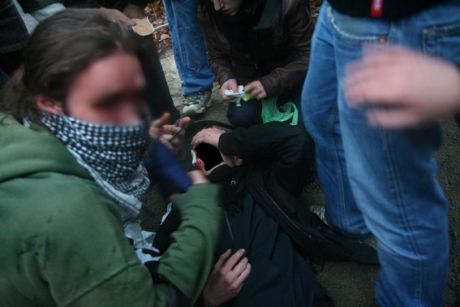 Comrades come to aid of wounded girl