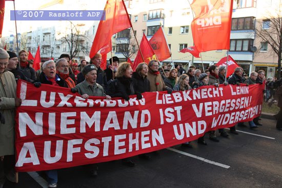 "Luxemburg, Liebknecht, Lenin - no one is forgotten - stand up and resist"