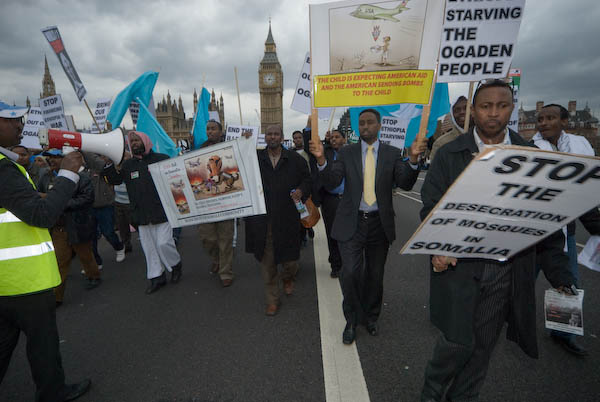 Somalis demonstrate