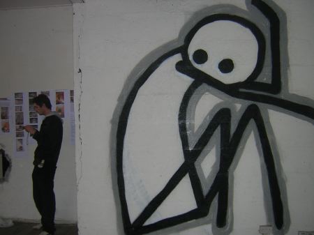 ... displaying graffiti works ...