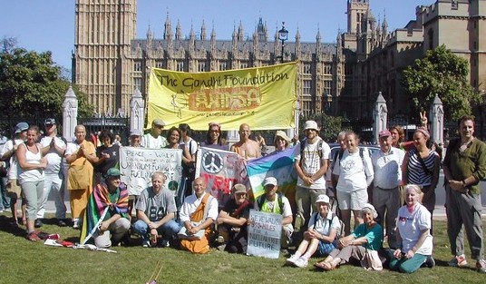 Parliament Square, London, Aug '07 - (c) L. Viesnik 2007