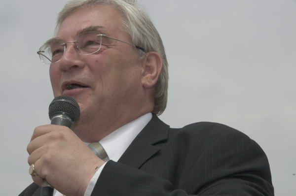 London Deputy Mayor Richard Barnes pledges the Mayor's support