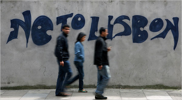 you have enough freedom of movement to just keep on walking by