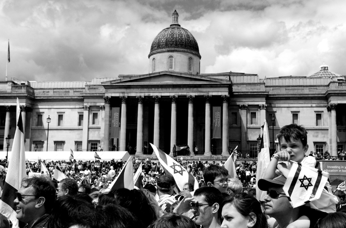UK, London. 'Salute to Israel' march. Trafalgar Square.
