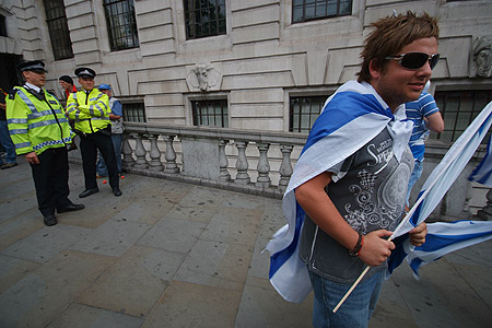 Are asked to leave the area.