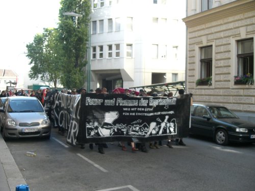 Autonomous bloc in solidarity with Austrian activists, Vienna