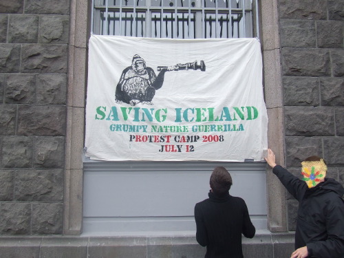 Anouncement of the Saving Iceland Action camp. Start: July 12.
