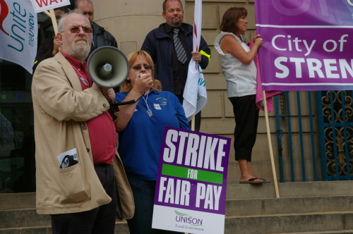 copyleft to http://pretentiousartist.com