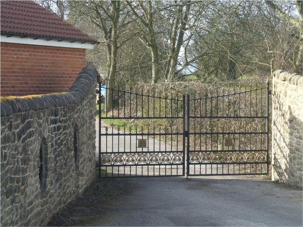 Gates 2: The Bungalow