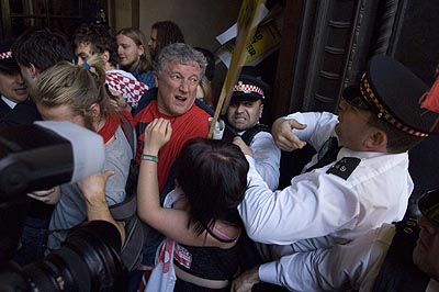 The side entrance of the bank of England.
