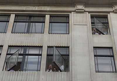 Look Henry, the peasants are clearly revolting.