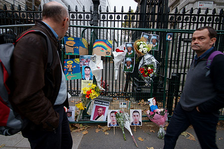 Downing Street covered.