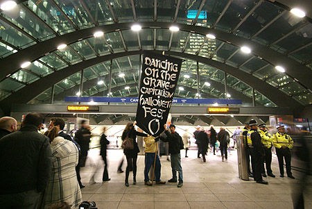 Canary Wharf tube.