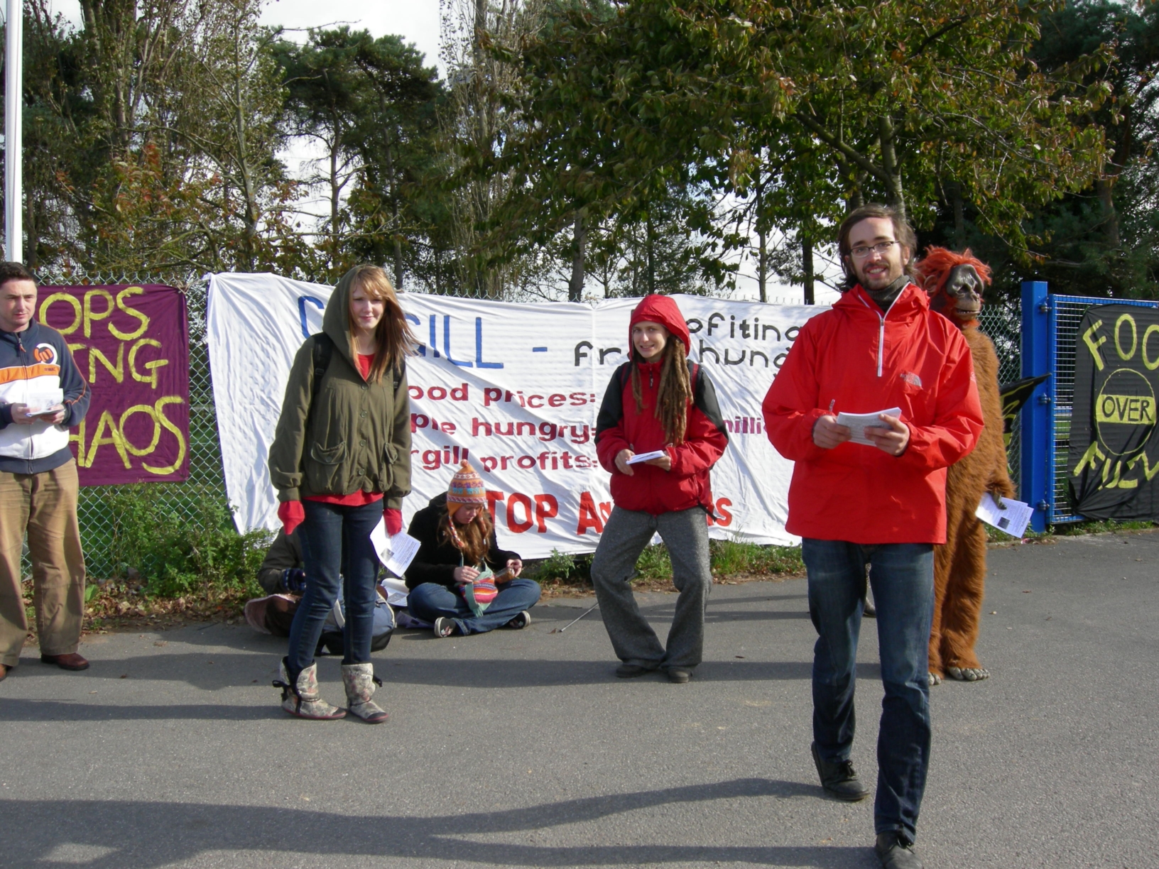 Banner protest at the gate