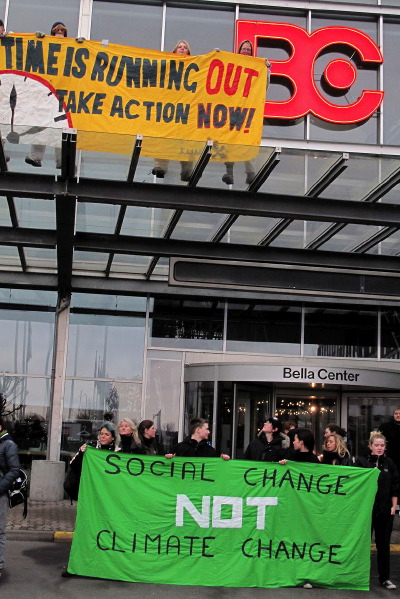 KlimaX rocks the COP15 planned summit site