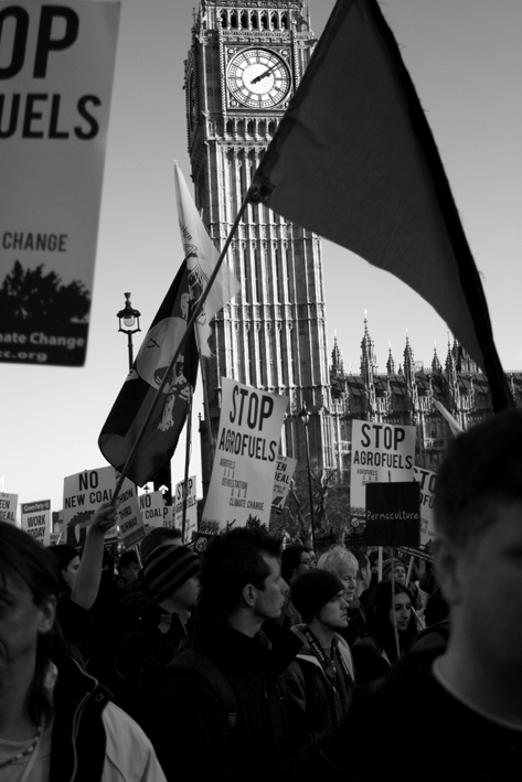 National climate March. Grosvenor Square to Parliament Sq. 06.12.08