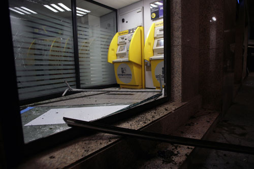 Bank smashed in Barcelona