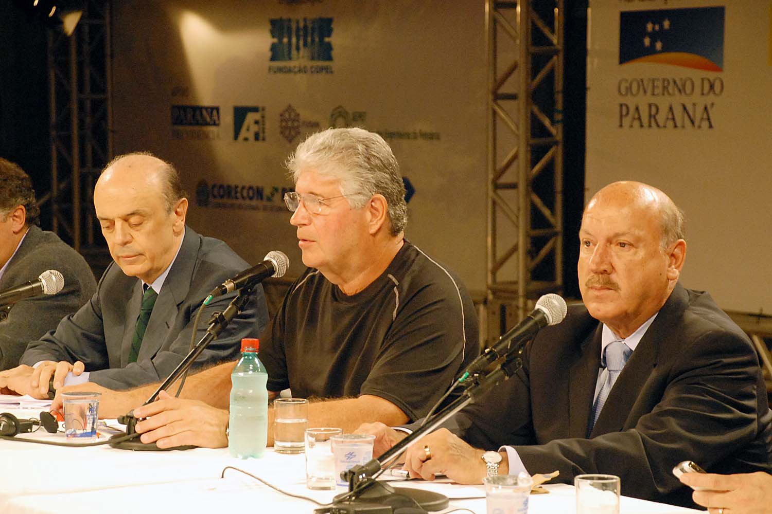 Serra, Requião e Luiz Henrique