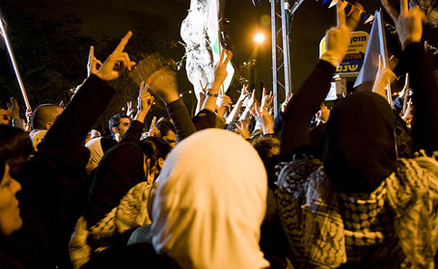 Palestinians in Israel protest the massacres in Gaza (activestills)