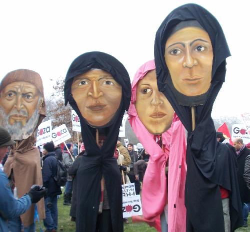 I believe these people are called Theatre of War