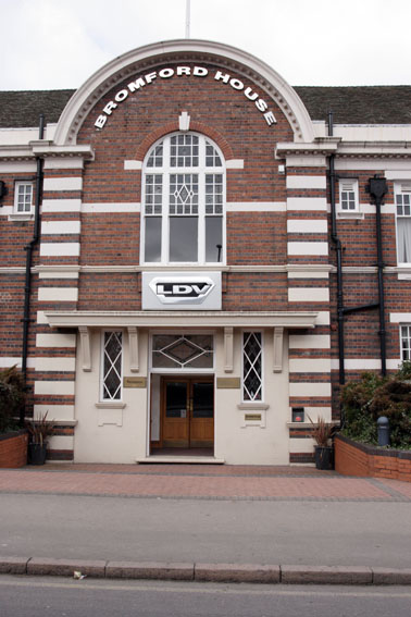 Rather splendid period managerial complex