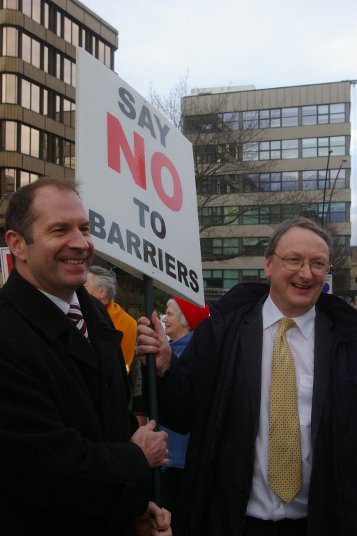 Keep Sheffield Station open to the public!!!