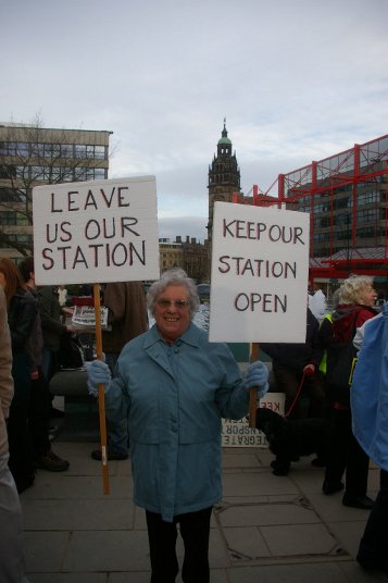 Keep Sheffield Station open to the public!!!