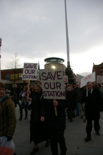 Keep Sheffield Station open to the public!!!