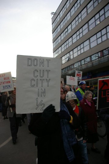 Keep Sheffield Station open to the public!!!