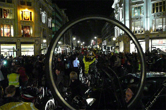 a rest at oxford circus