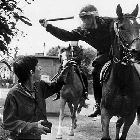 Lesley Boulton at Orgreave © John Harris