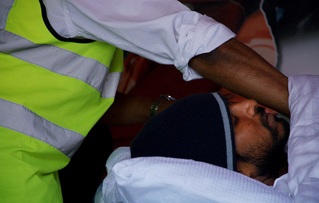 Monitoring Mr Subramaniyan's heart rate.