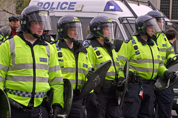Police lineup to cordon York Place
