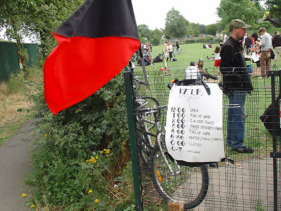Park entrance and Timetable