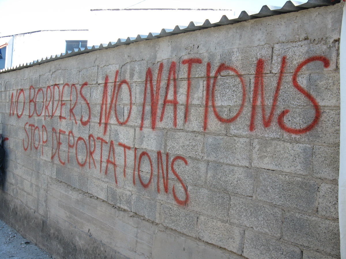 No Border no nation Stop Deportation !!