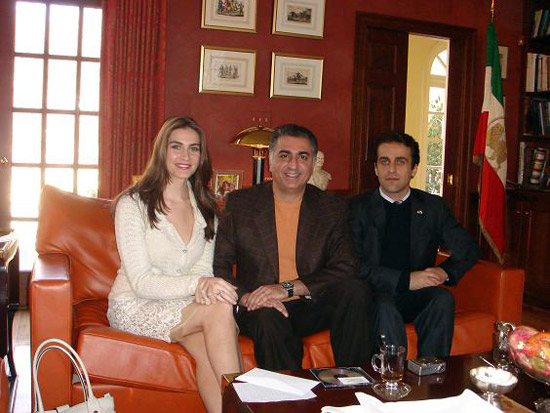 Fakhravar with ex-Shahs son who dreams of reimposing the monarchy on Iran