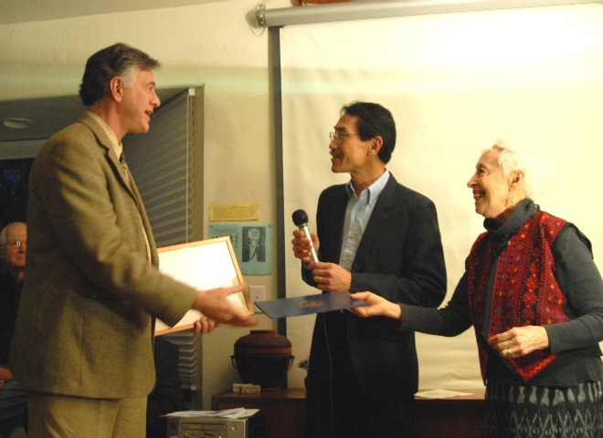 Paul Larudee receiving awards from Sharat G. Lin and Barby Ulmer.