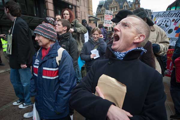 A noisy demonstration