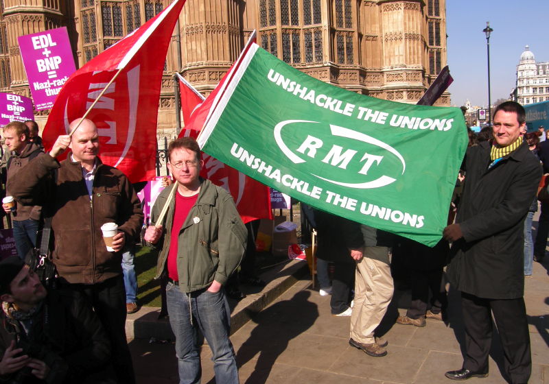 B8. Rail, Maritime & Transport Workers' Union – Red & Green