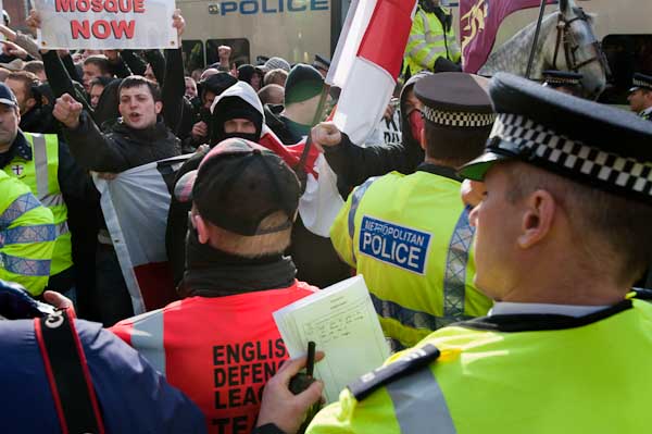 Officer threatens EDL - he soon got told to put it away!