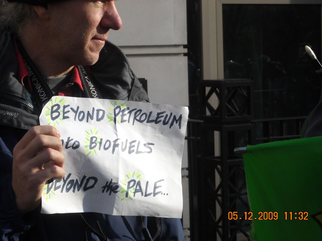 KTR PHOTOS: Pro bike and anti-car protestors co-exist during last years campaign