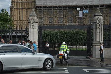 Arriving for the Debate, impossible to miss.
