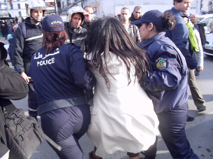 Arrest in Algiers