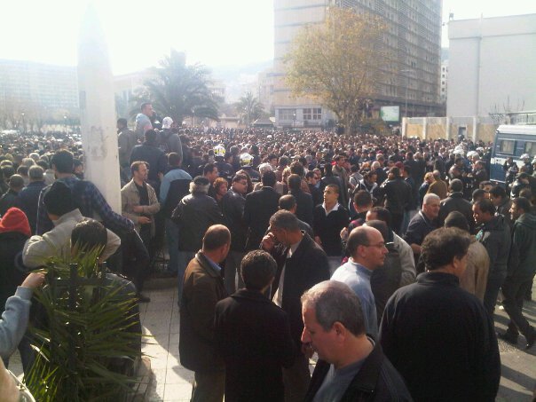 Crowd scene (over an hour ago)