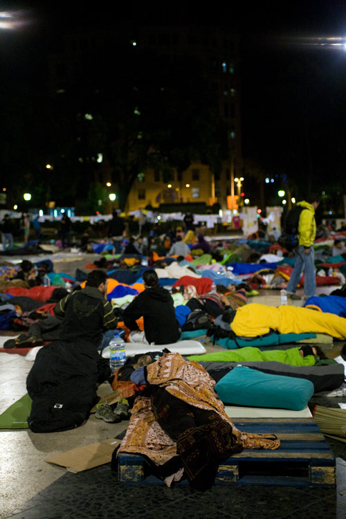 Night of May 19 in the plaza