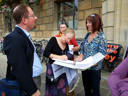 Lib Dem MP Julian Huppert was in attendance.